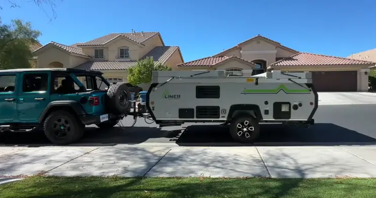 How much can a 4 door jeep wrangler tow